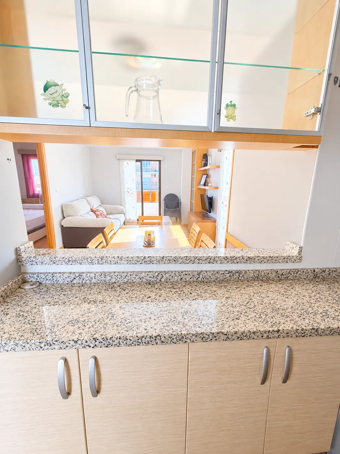 APPARTEMENT AVEC VUE SUR LA MER À SEULEMENT 50 MÈTRES DE LA PLAGE - 4
