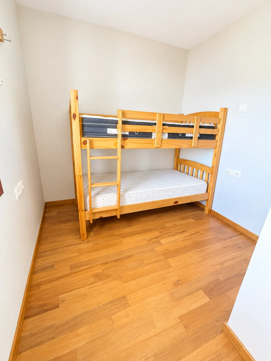 APPARTEMENT AVEC VUE SUR LA MER À SEULEMENT 50 MÈTRES DE LA PLAGE - 7