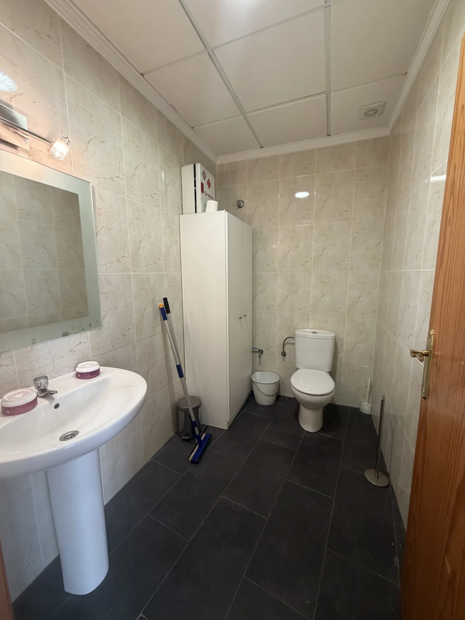 COMMERCIAL PREMISES FOR SALE IN THE CENTRE OF DÉNIA - 4